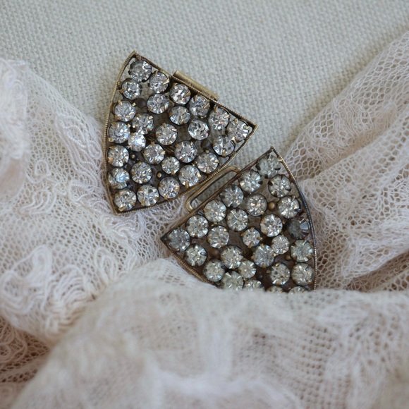 1920-30’s Antique Czech Glass Brass Buckle - Picture 2 of 7